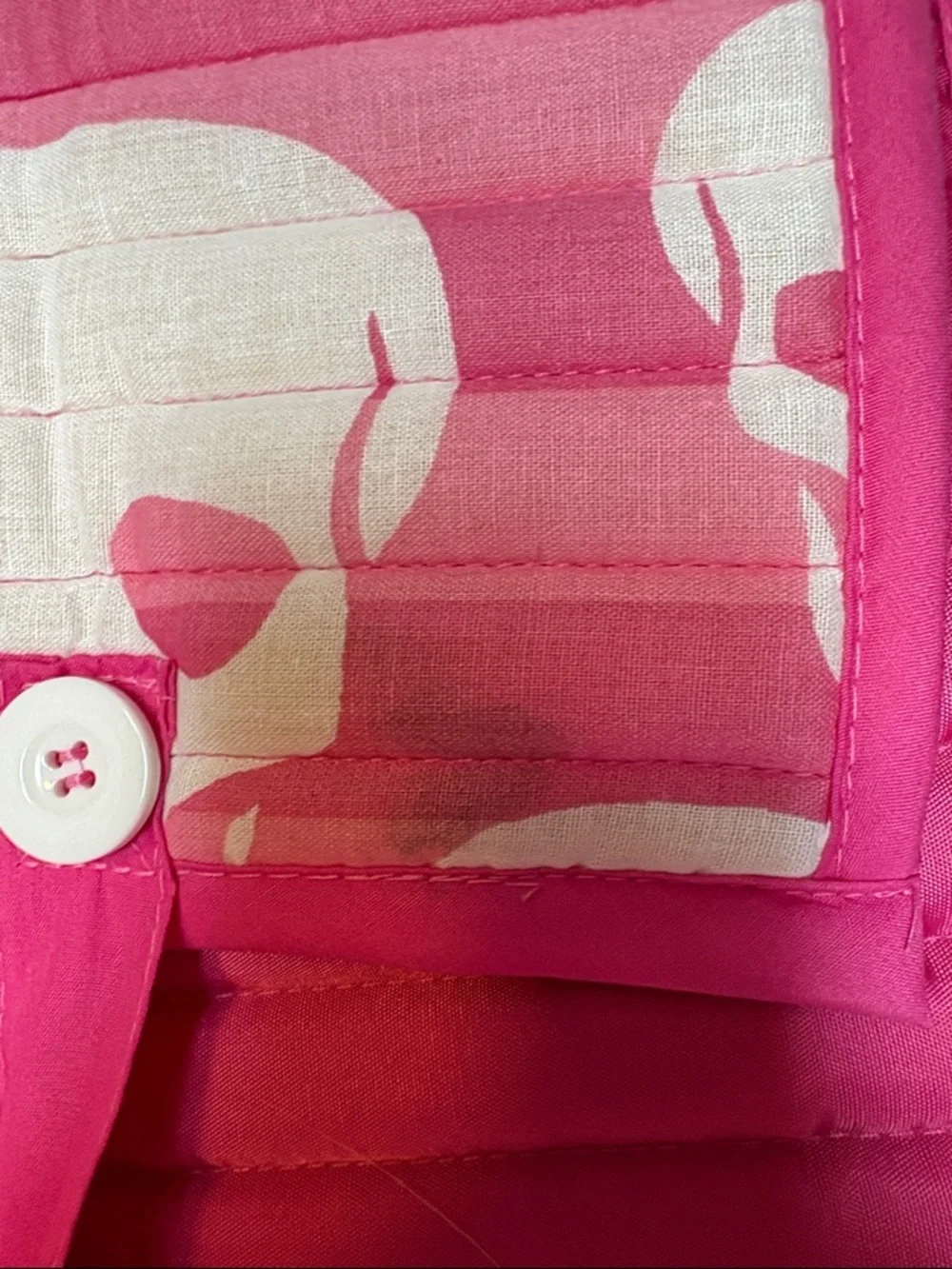 NWT Betsey Johnson Pink Skull Quilted Beach / Pool Mat with Pillow & Carry Strap